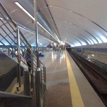метро бориспольская