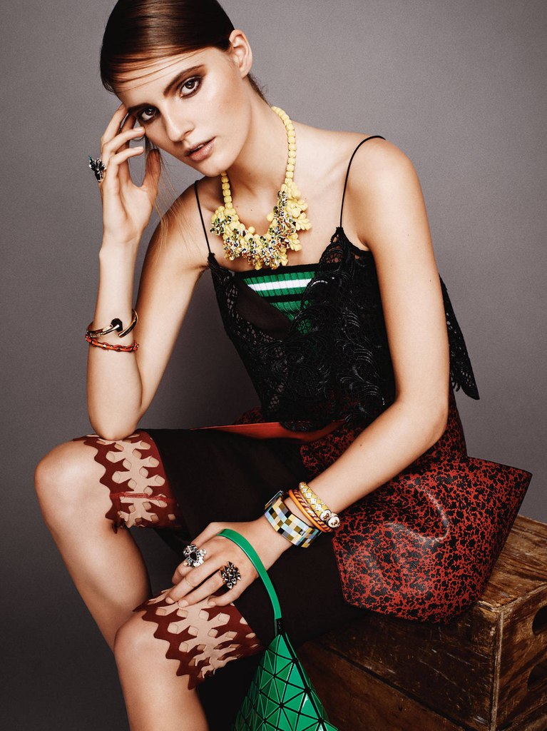 elle-sweden-march-1
