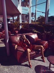 Модель Энико Михалик в журнале Vogue Mexico