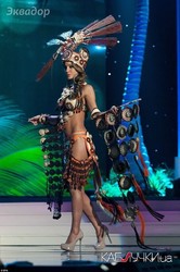 Мисс Вселенная-2015: национальные наряды участниц, шокирующие и удивляющие