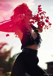 Надя Бендер в новой фотосессии для Vogue Spain February 2015