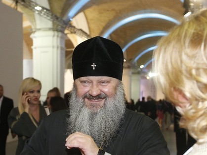 Скандально известный владыка Павел из УПЦ МП засветился на Ukrainian Fashion Week