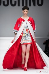 Сыр, поп-корн и Макдональдс - показ Moschino осень-зима 2014/2015
