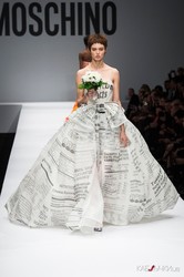 Сыр, поп-корн и Макдональдс - показ Moschino осень-зима 2014/2015