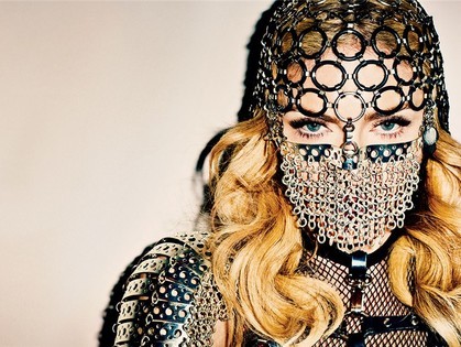 Провокационная фотосессия Мадонны в ноябрьском Harper’s Bazaar