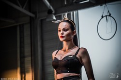 Небо. Девушка. Самолет