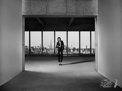 Модель Саша Пивоварова снялась для лукбука SAINT LAURENT
