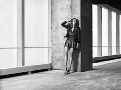 Модель Саша Пивоварова снялась для лукбука SAINT LAURENT