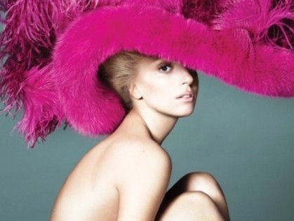 Леди Гага украсит обложку сентябрьского номера Vogue