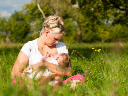 Советы молодой маме: как кормить ребенка, не скучая