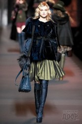 Модные сапоги 2012 - экзотика в каждом сантиметре