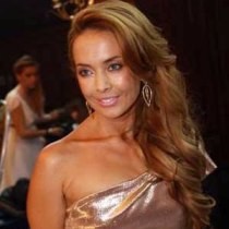 Жанна Фриске изуродовала лицо ботоксом